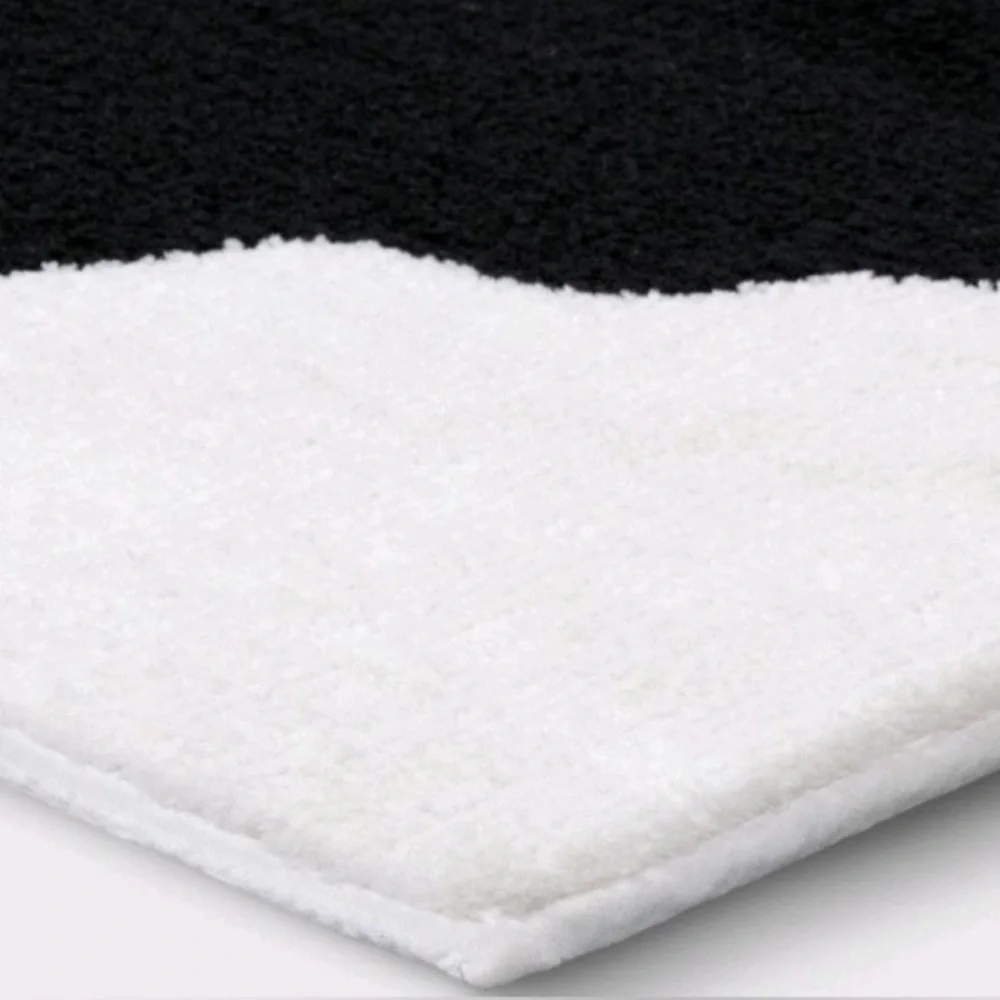 Target Hyde & EEK! Halloween Bat Bath Rug Black and White NWT